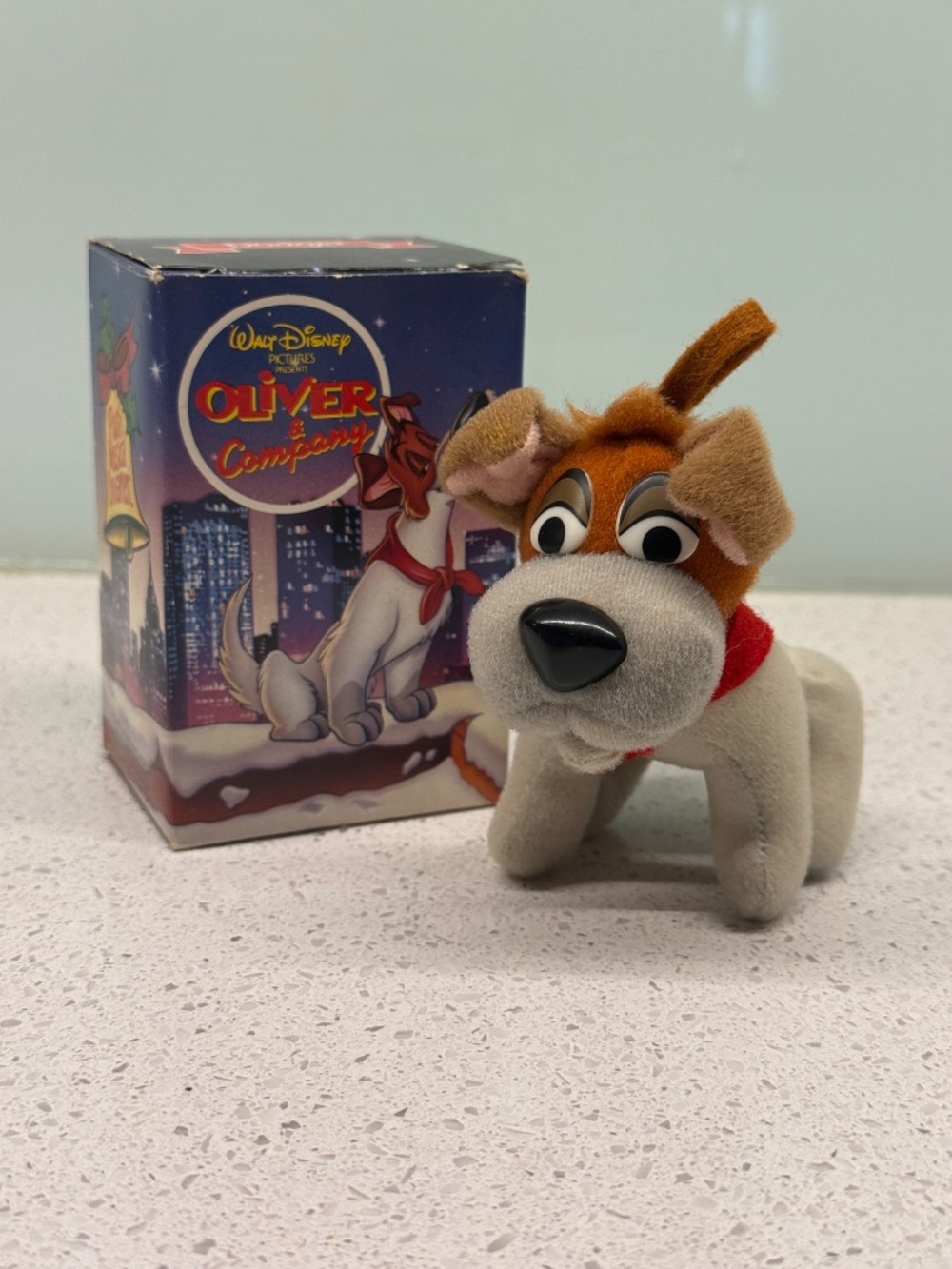 WALT DISNEY'S OLIVER & COMPANY PLUSH MUSICAL ORNAMENT - MCDONALD'S
